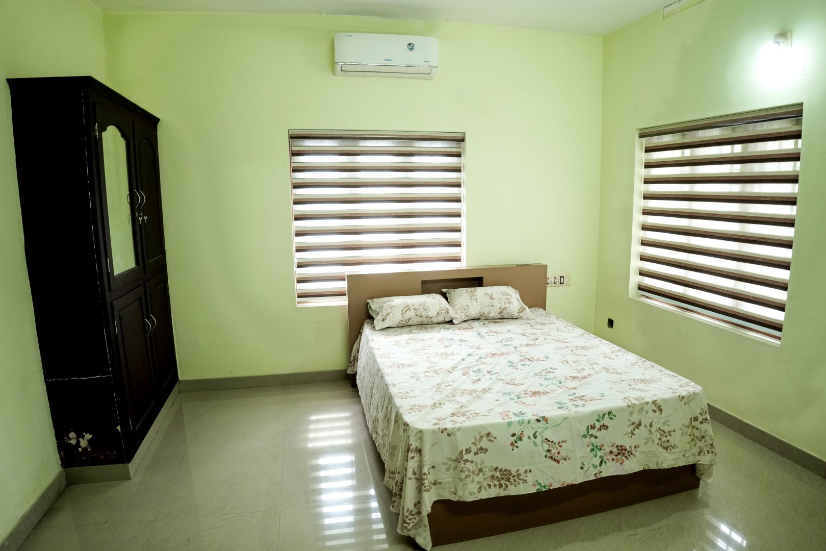 Comfortable Bedroom with Modern Amenities